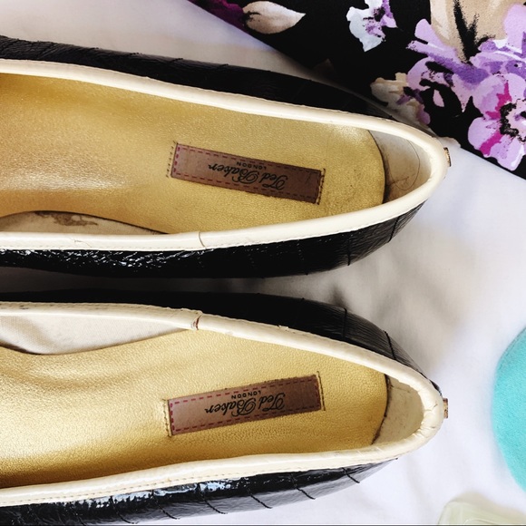 {Ted Baker} black ballet flats - Picture 3 of 3